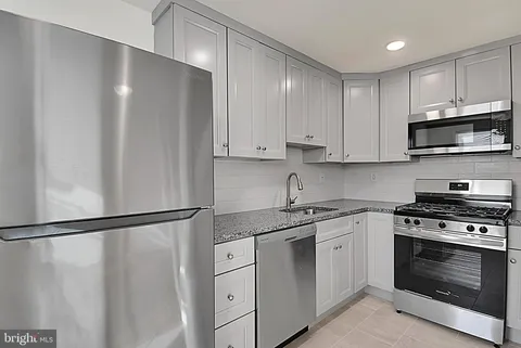 1306 Edgehill Road, Darby, PA MLS: PADE2088790