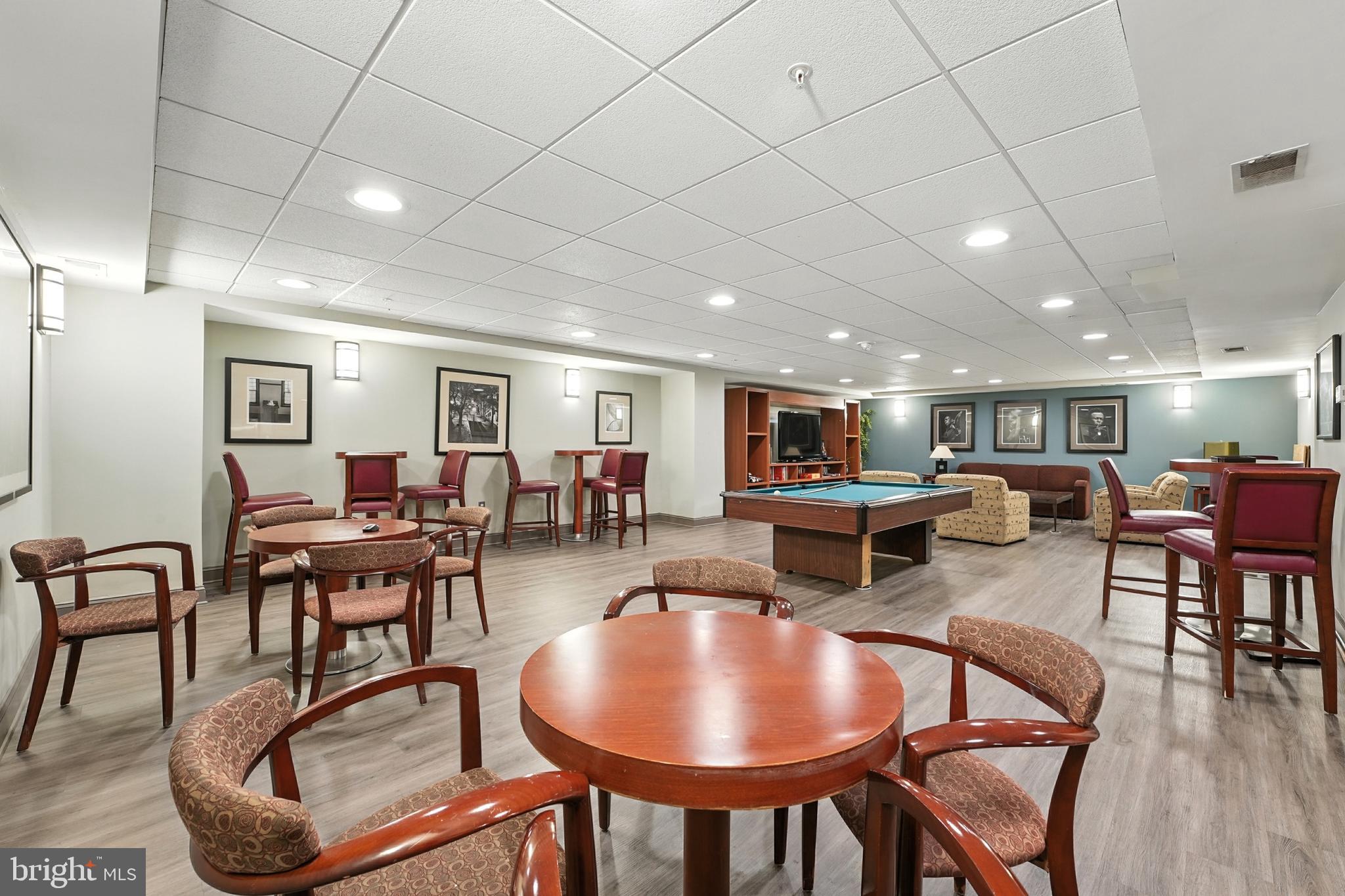 SILVER SPRING - Residential