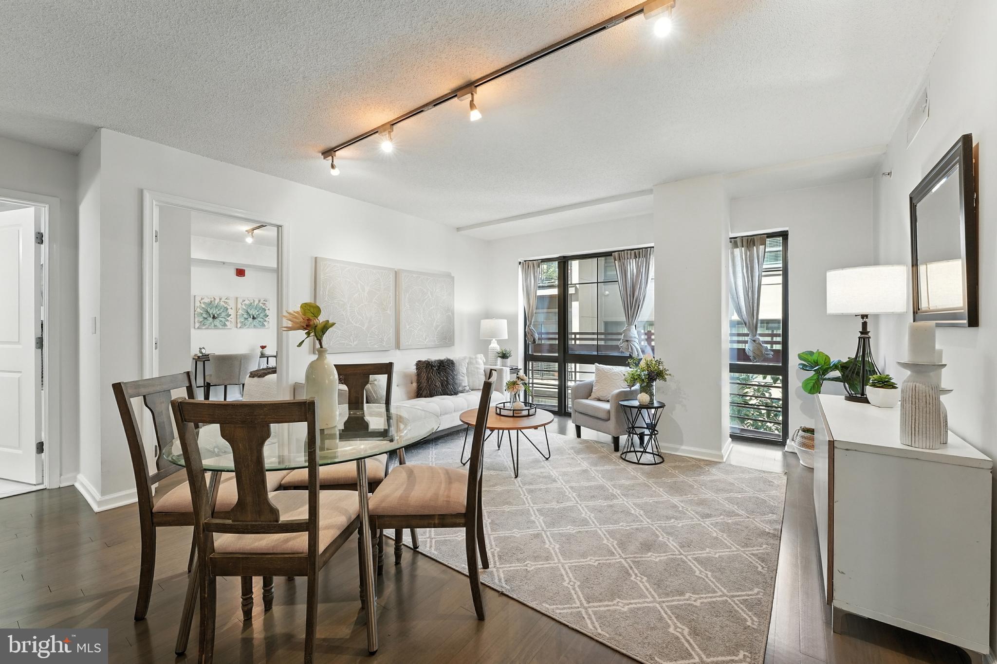 SILVER SPRING - Residential