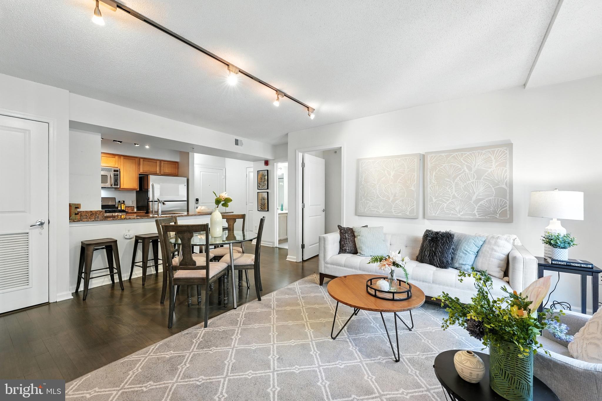 SILVER SPRING - Residential