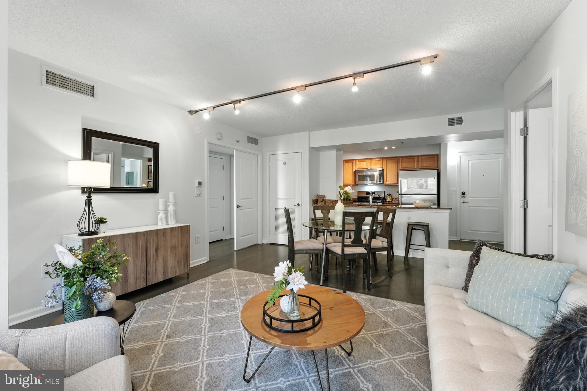 SILVER SPRING - Residential