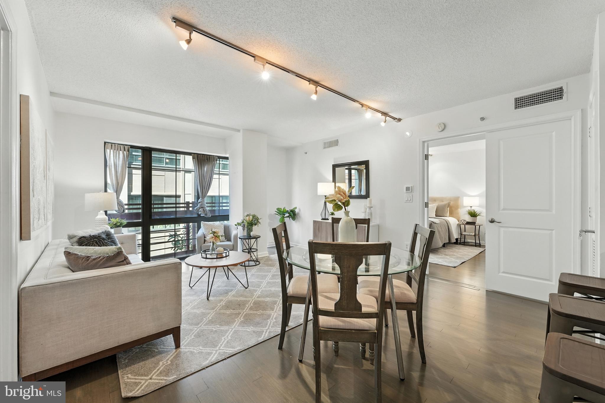 SILVER SPRING - Residential