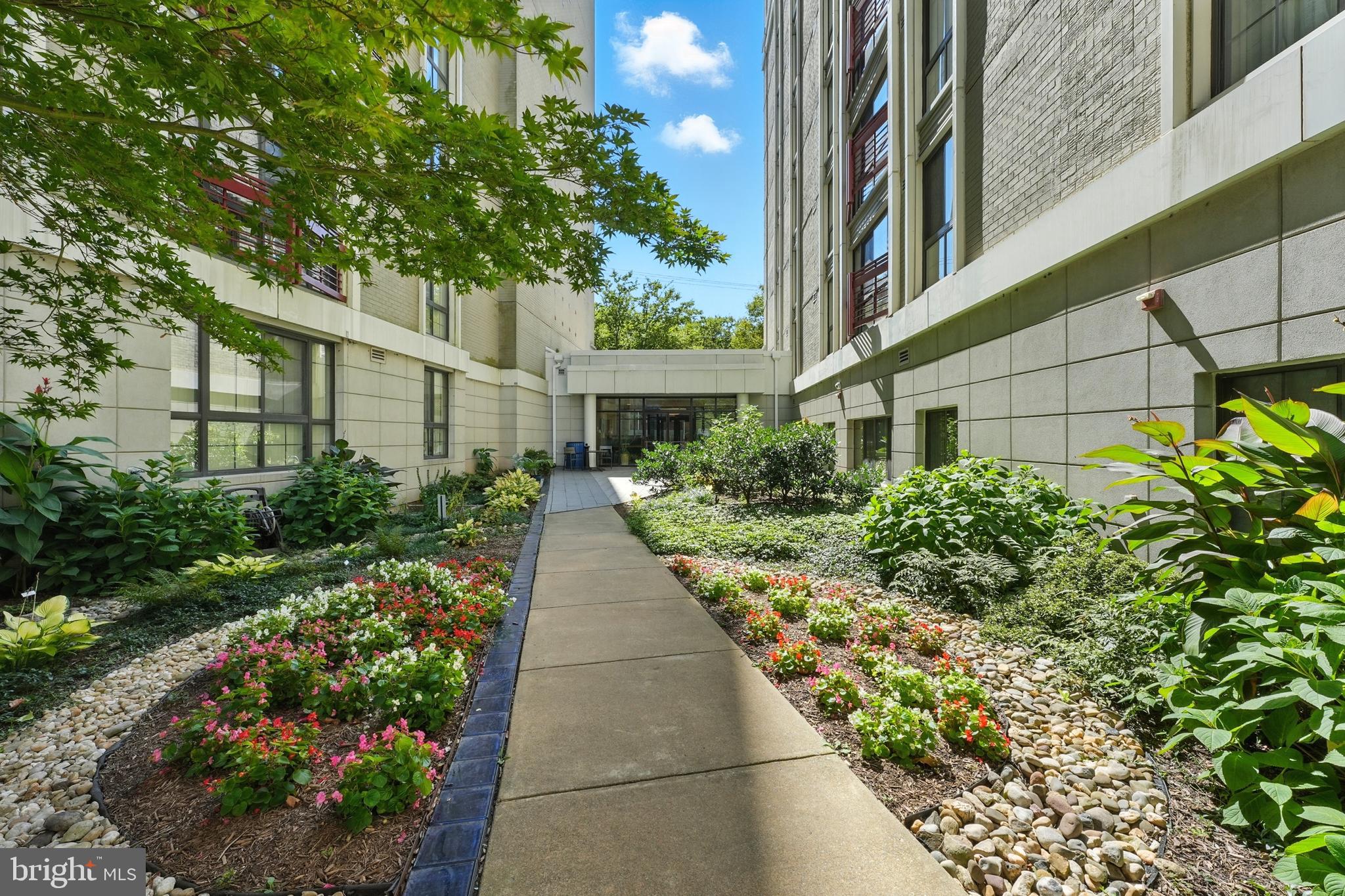 SILVER SPRING - Residential