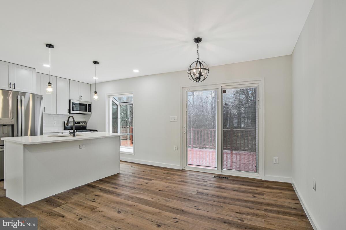 ST CHARLES WAKEFIELD - Residential