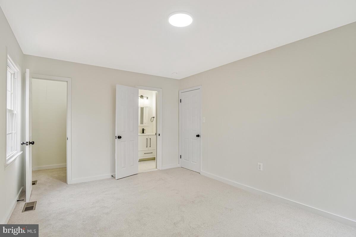 ST CHARLES WAKEFIELD - Residential