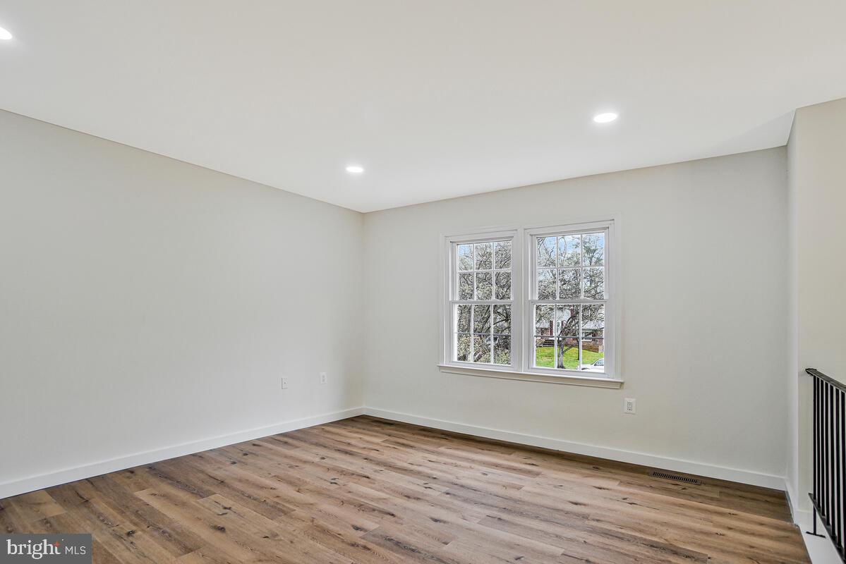 ST CHARLES WAKEFIELD - Residential