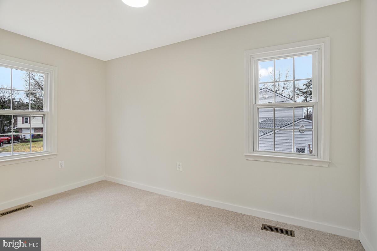 ST CHARLES WAKEFIELD - Residential