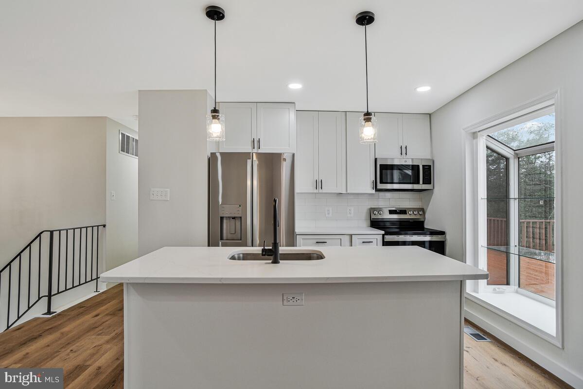 ST CHARLES WAKEFIELD - Residential