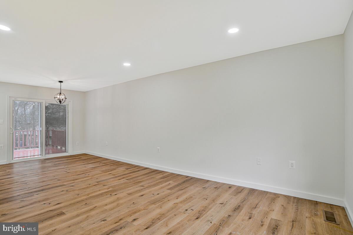 ST CHARLES WAKEFIELD - Residential