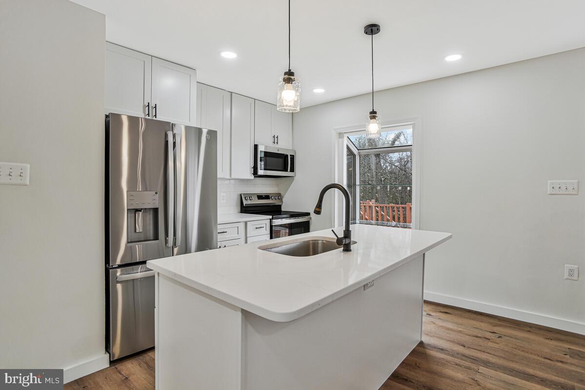 ST CHARLES WAKEFIELD - Residential