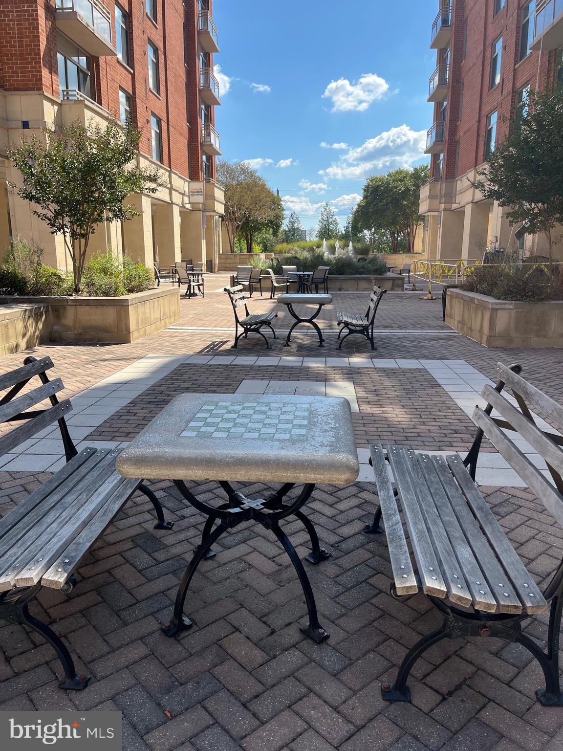 ECLIPSE ON CENTER PARK - Residential