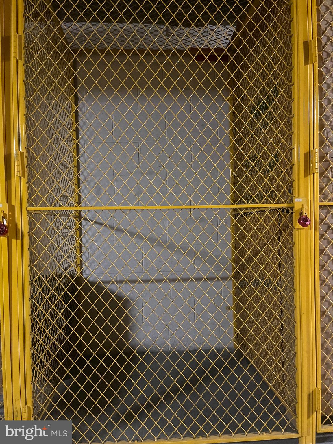 ECLIPSE ON CENTER PARK - Residential