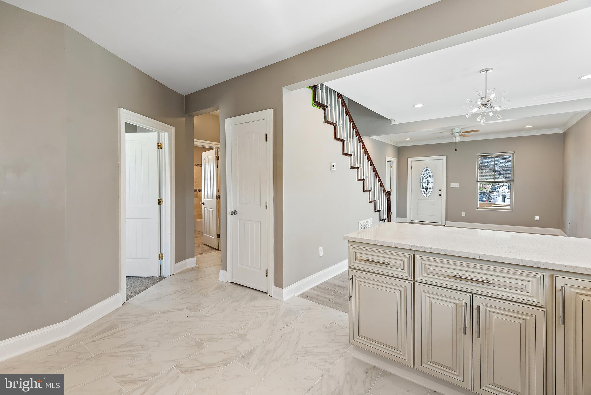 HAMILTON HILLS - Residential