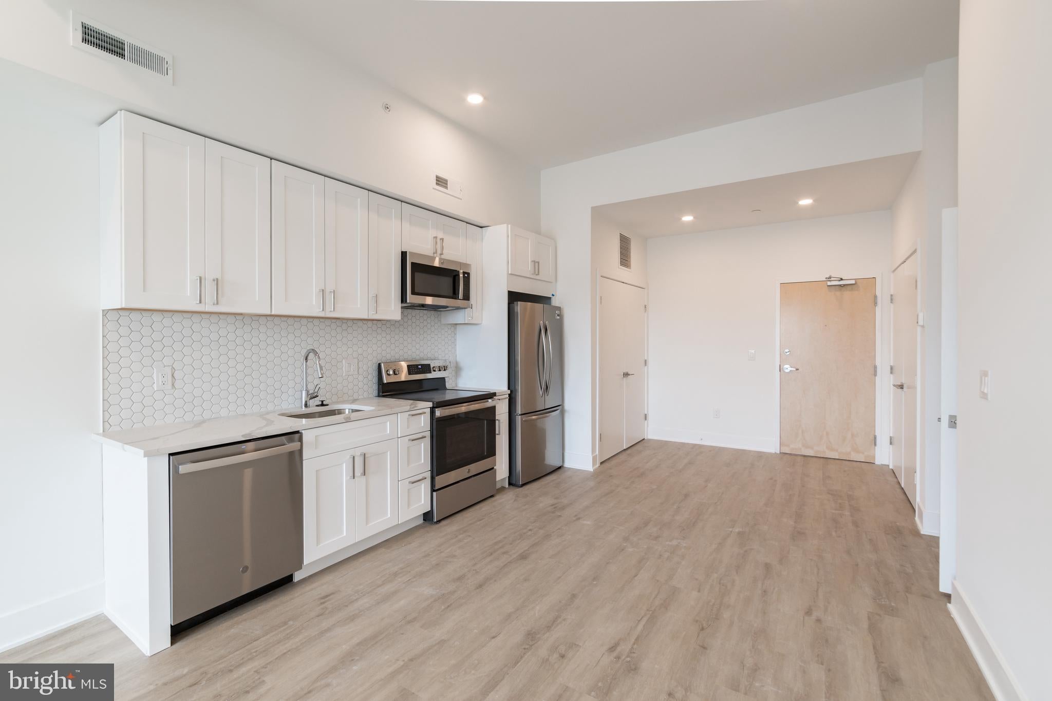 1622 POINT BREEZE AVENUE UNIT 414