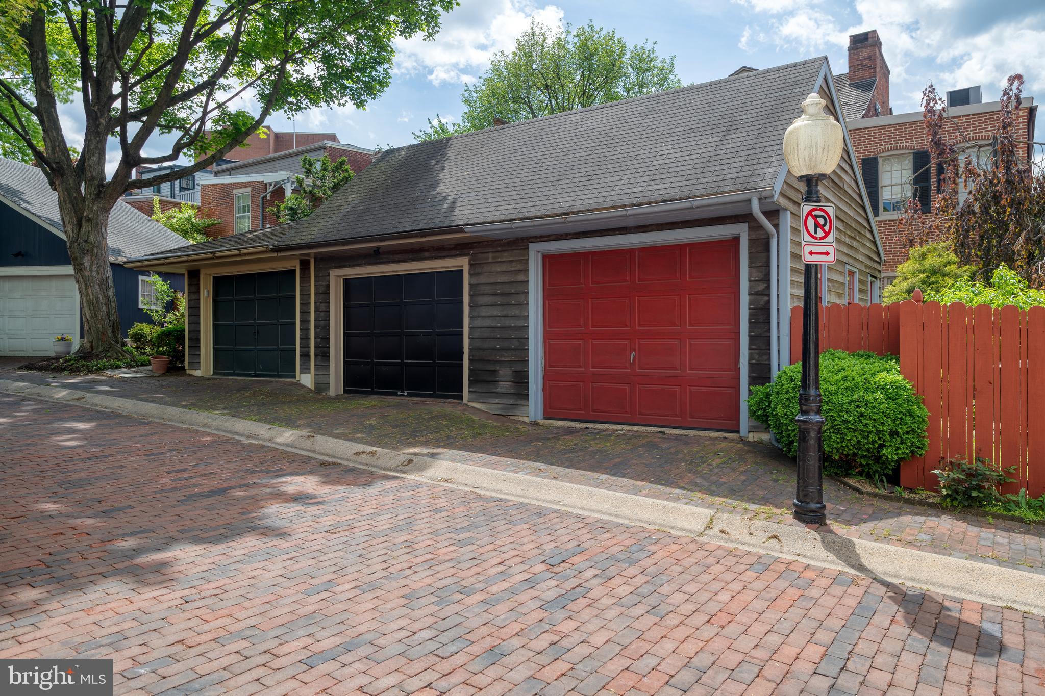 108 E VINE STREET