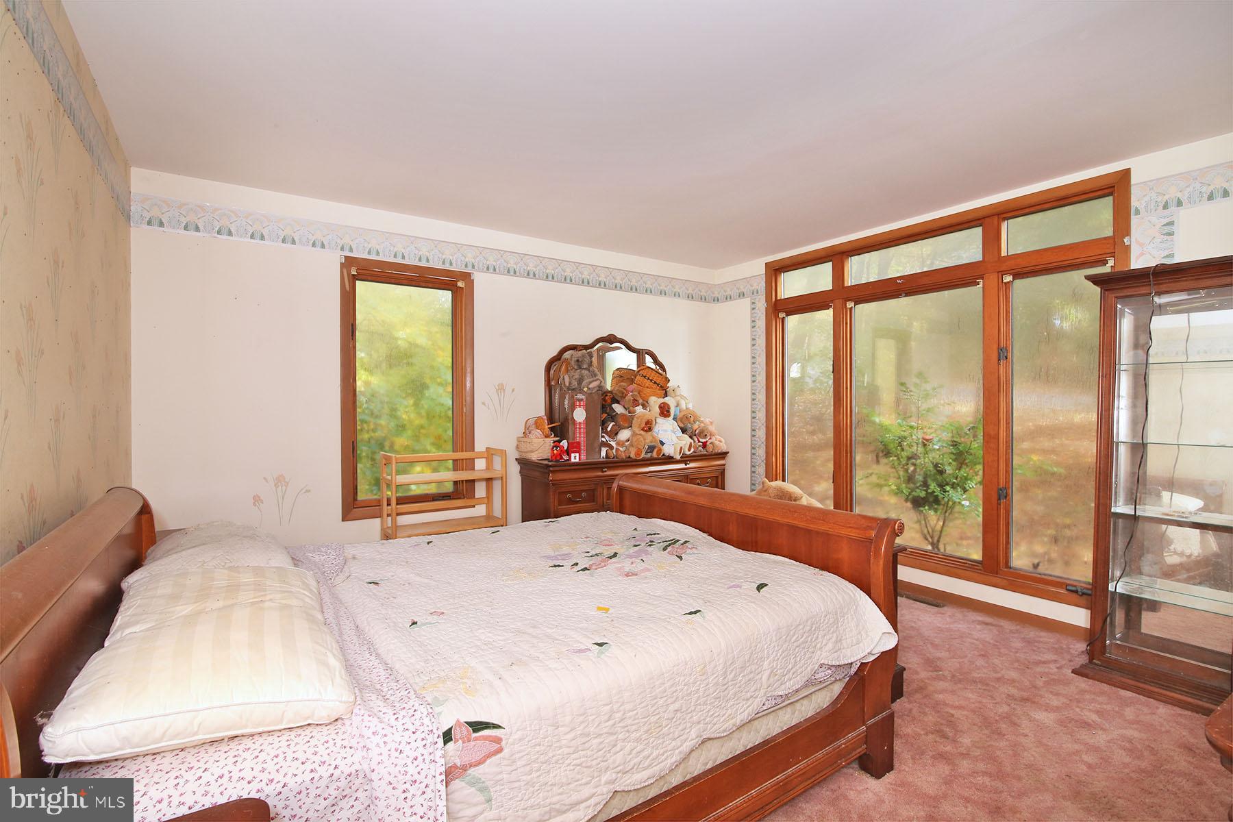 VILLAGE OF INNSBRUCK - Residential