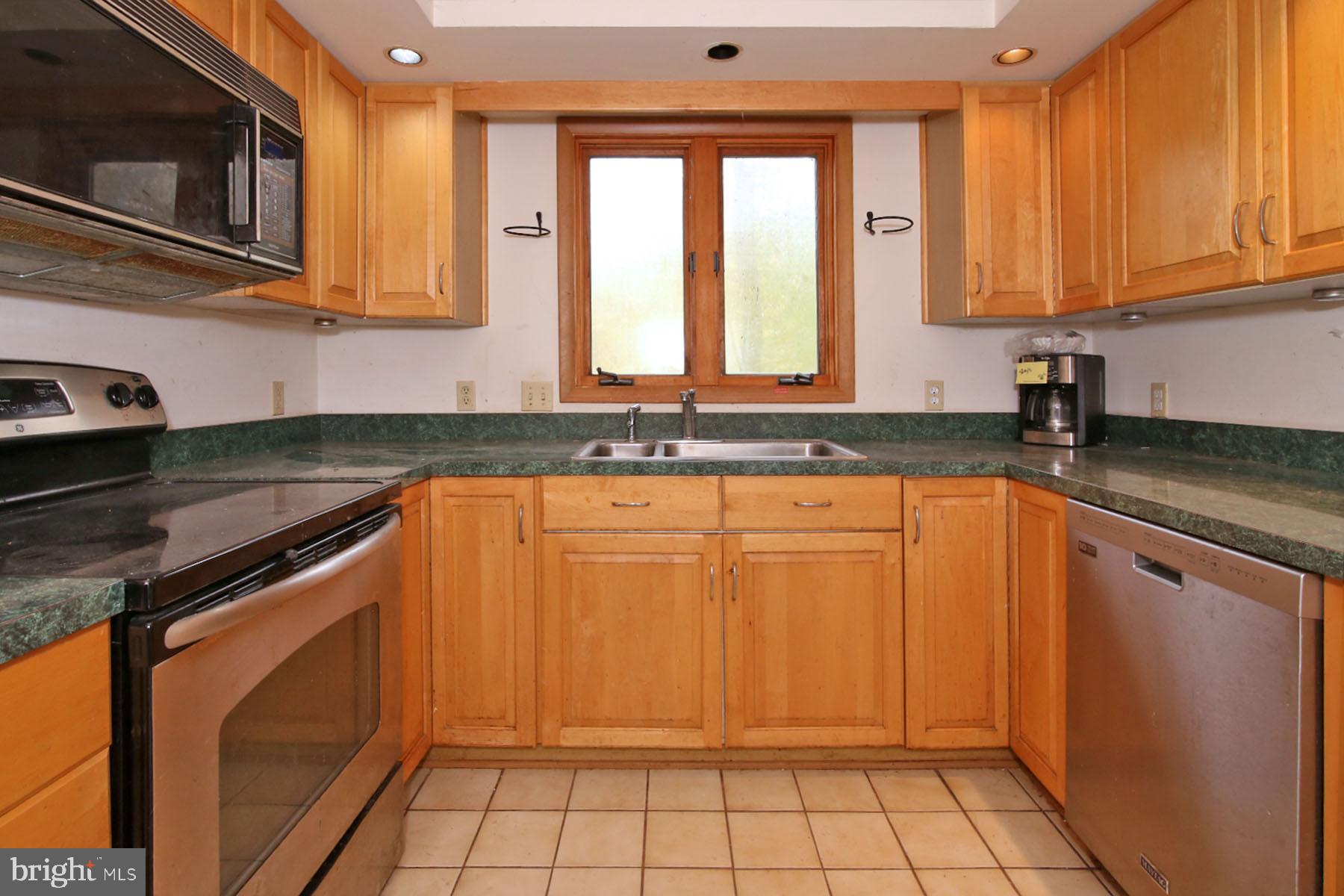 VILLAGE OF INNSBRUCK - Residential