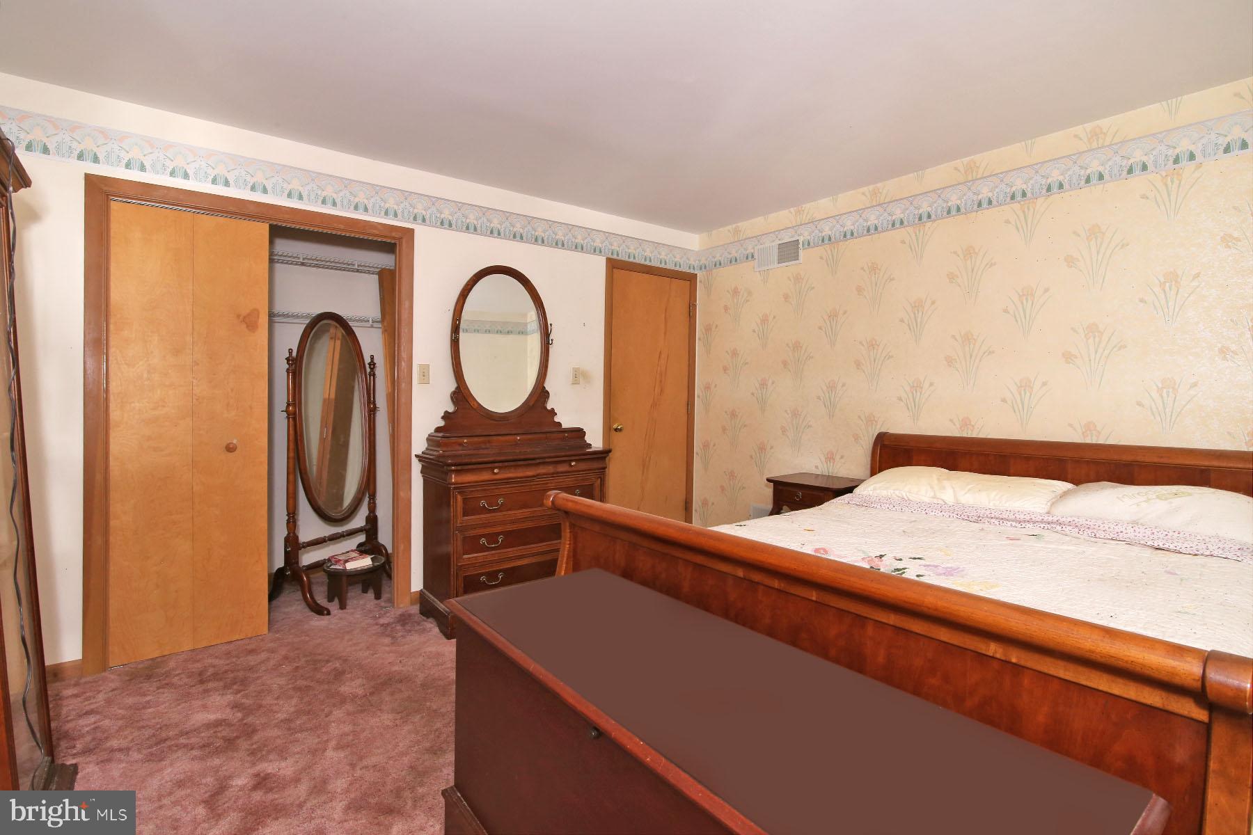 VILLAGE OF INNSBRUCK - Residential