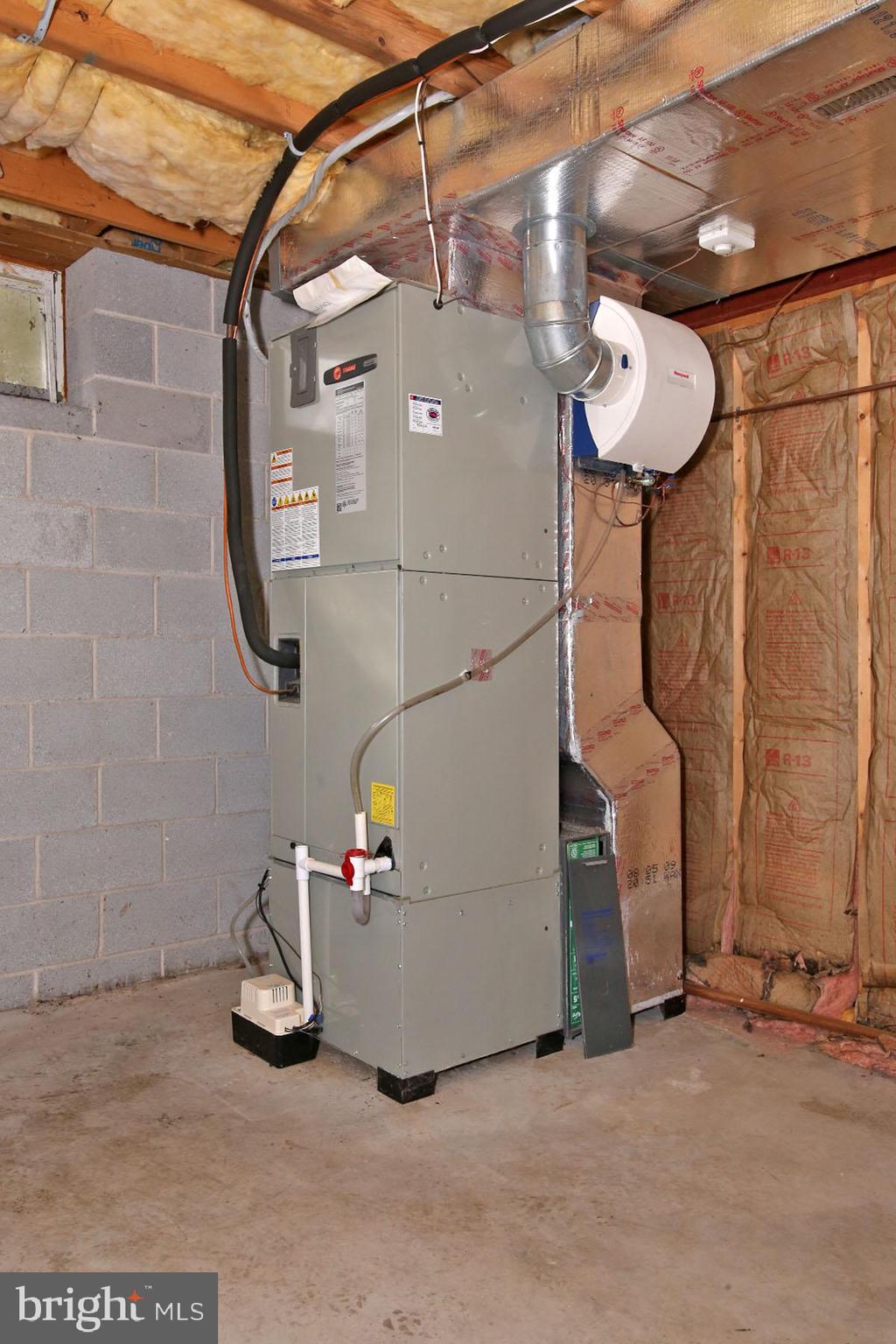 VILLAGE OF INNSBRUCK - Residential