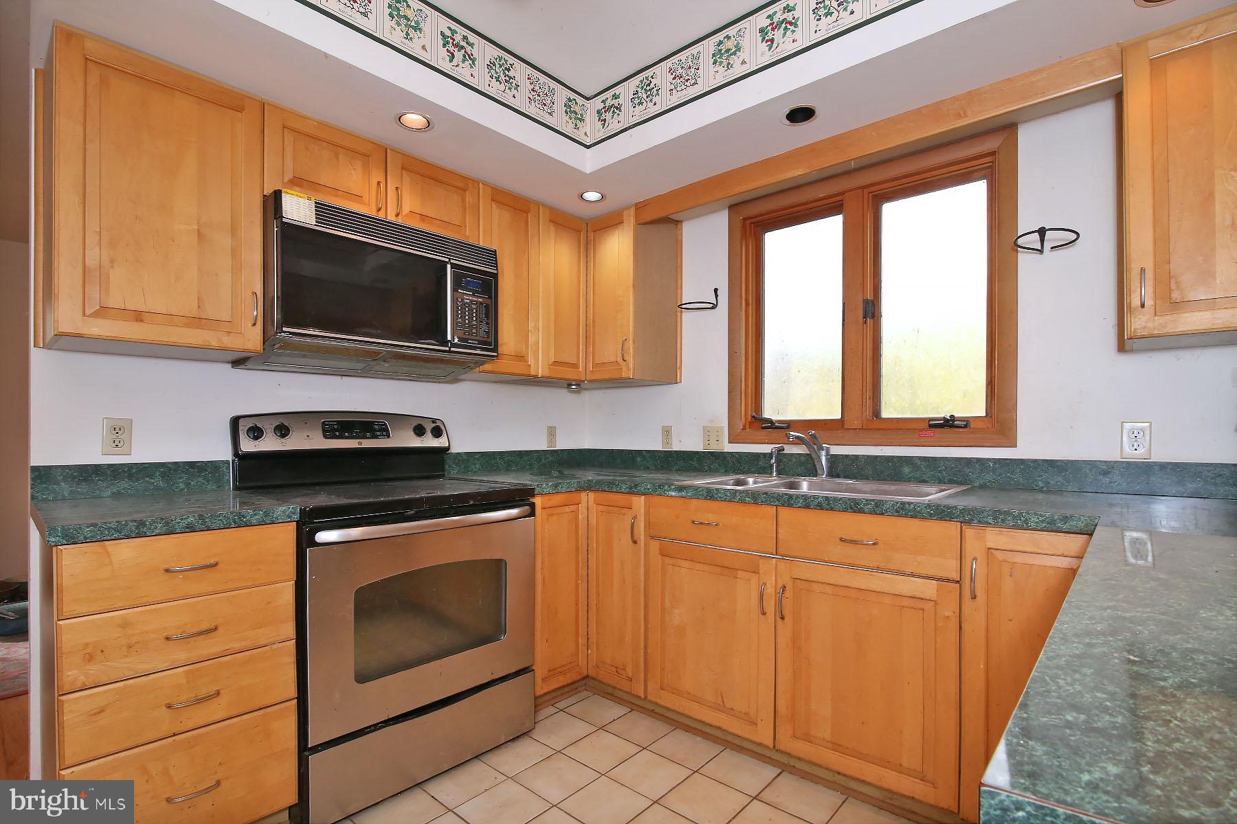 VILLAGE OF INNSBRUCK - Residential