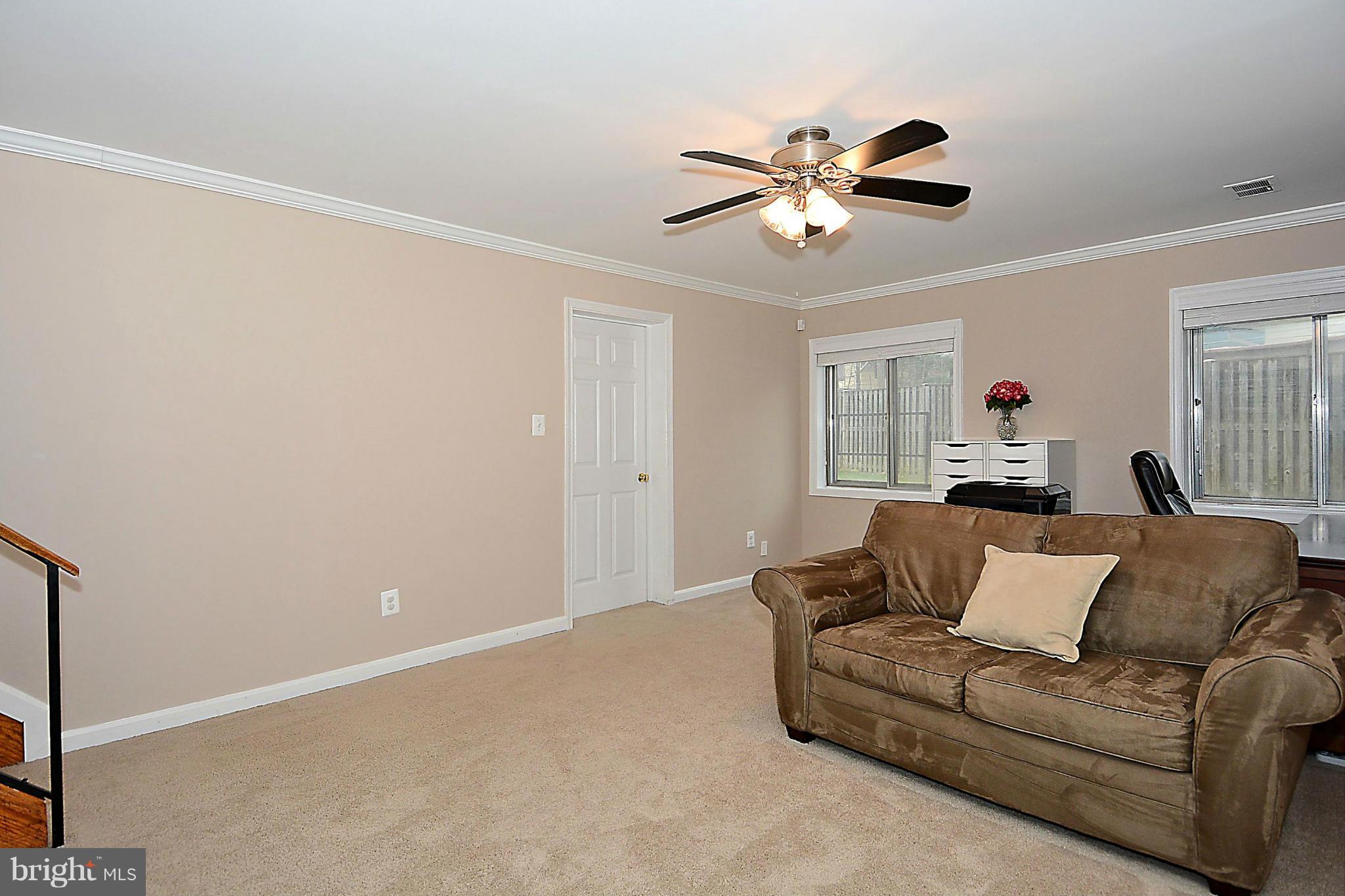 FAIRFAX VILLA - Residential