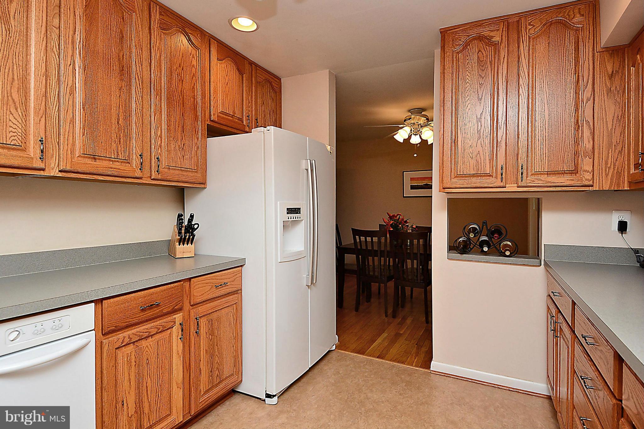 FAIRFAX VILLA - Residential