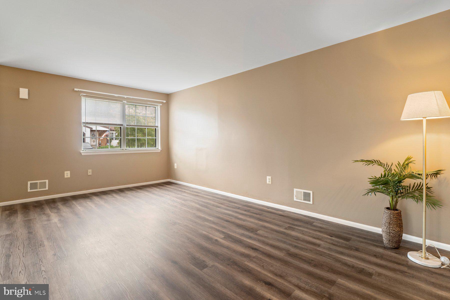 CRESTWOOD VILLAGE - Residential