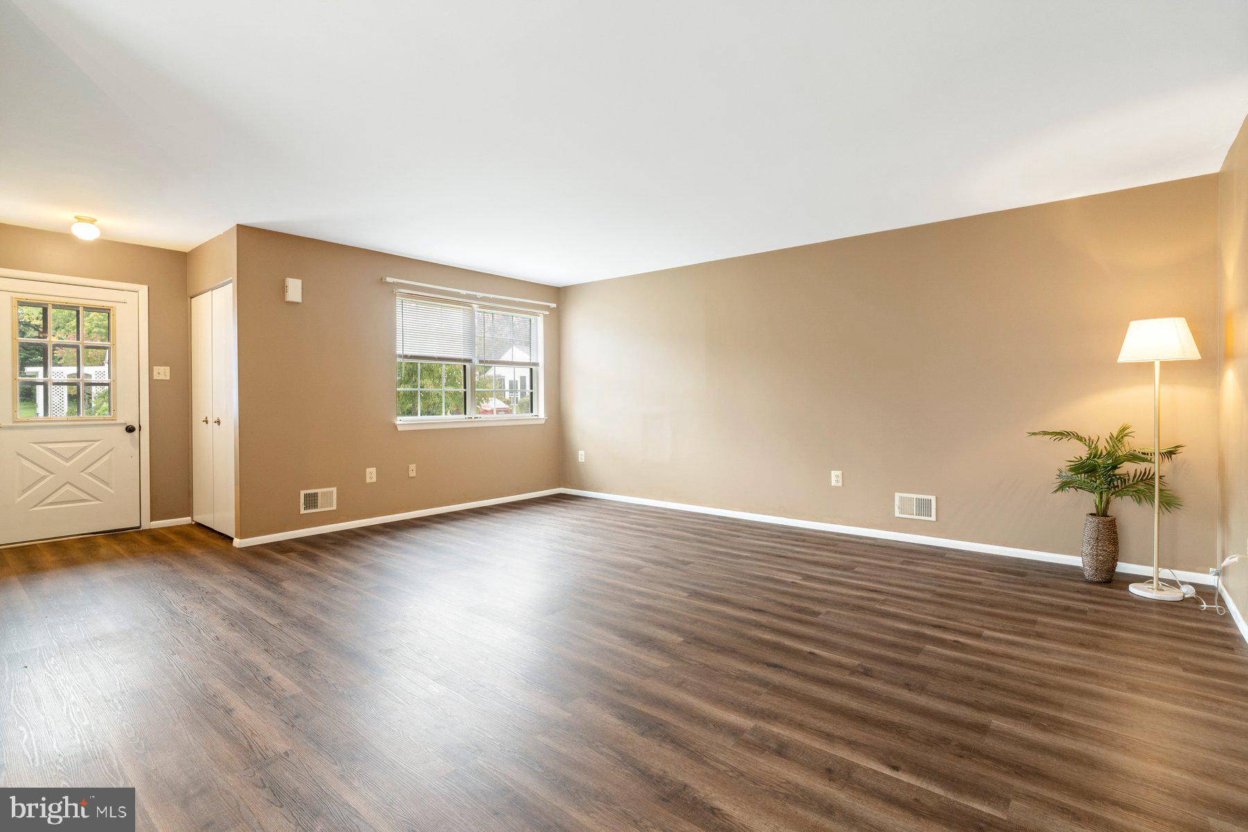 CRESTWOOD VILLAGE - Residential