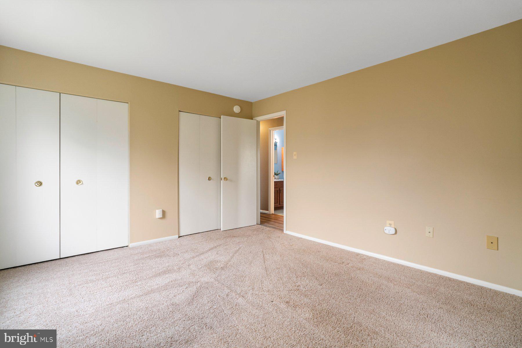 CRESTWOOD VILLAGE - Residential