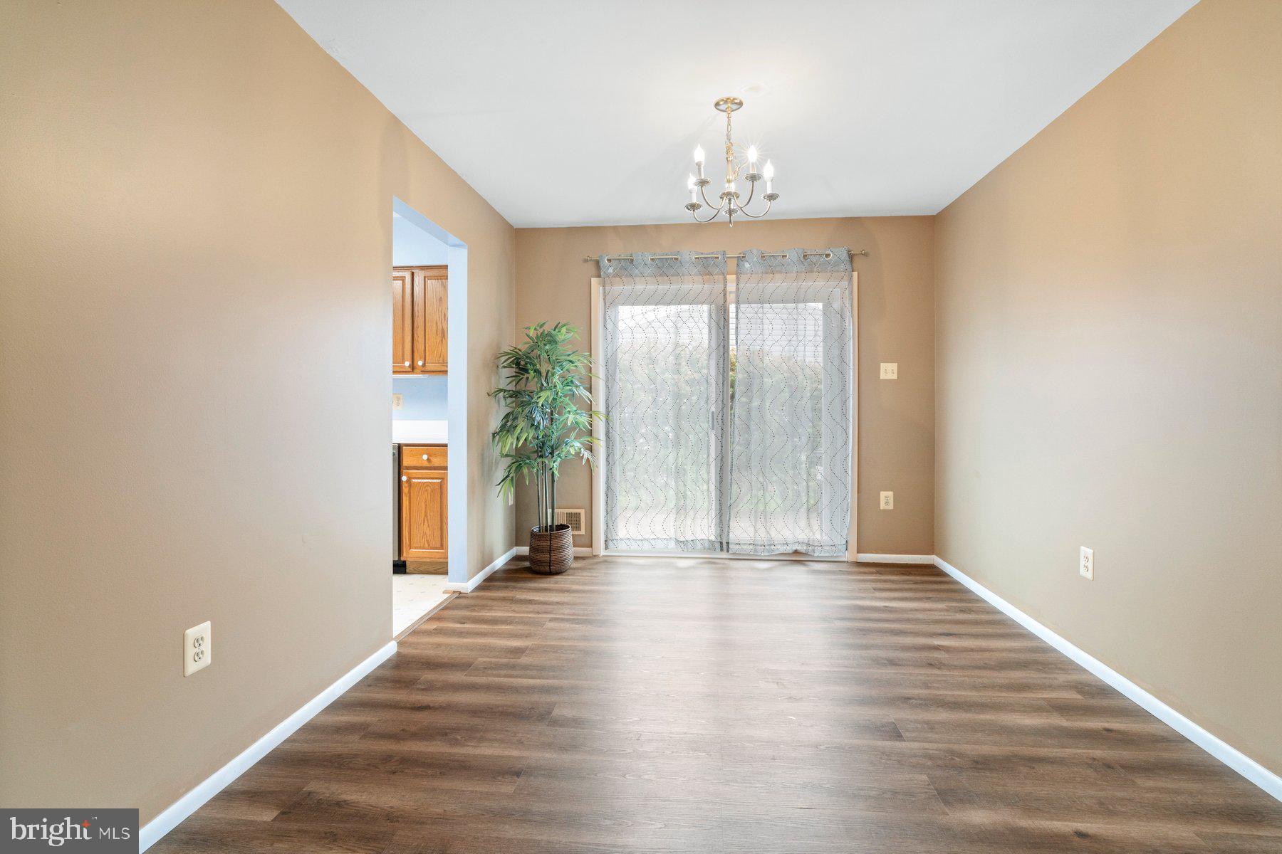 CRESTWOOD VILLAGE - Residential