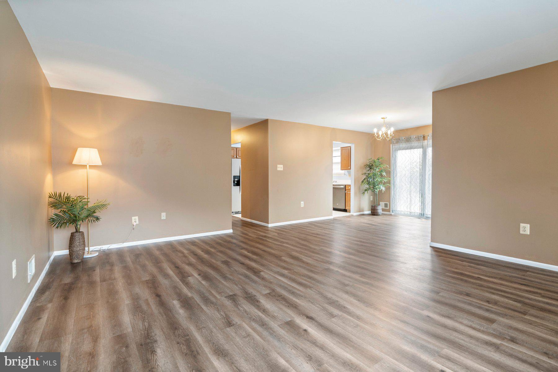 CRESTWOOD VILLAGE - Residential