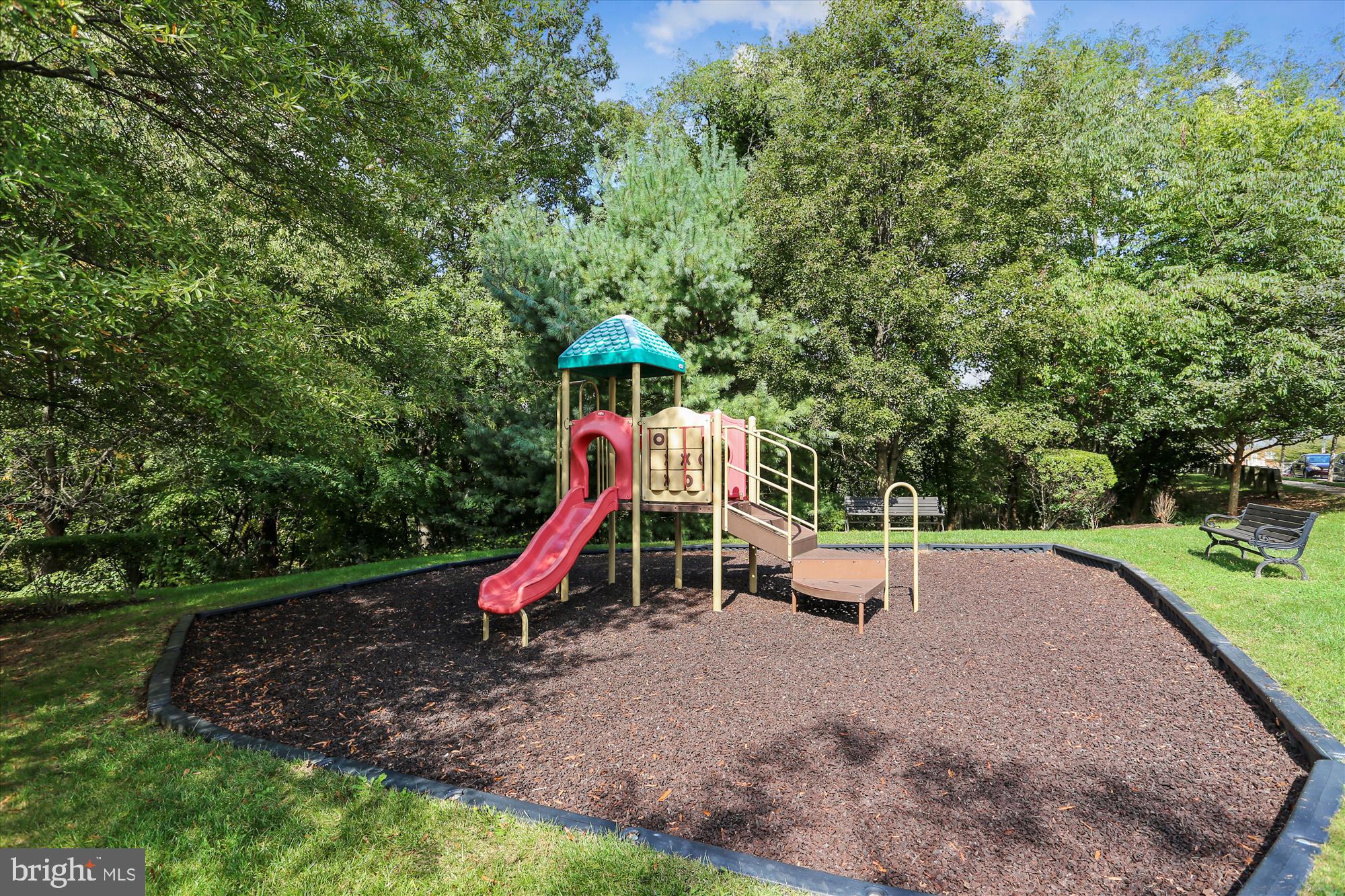 HIDDEN CREEK - Residential Lease