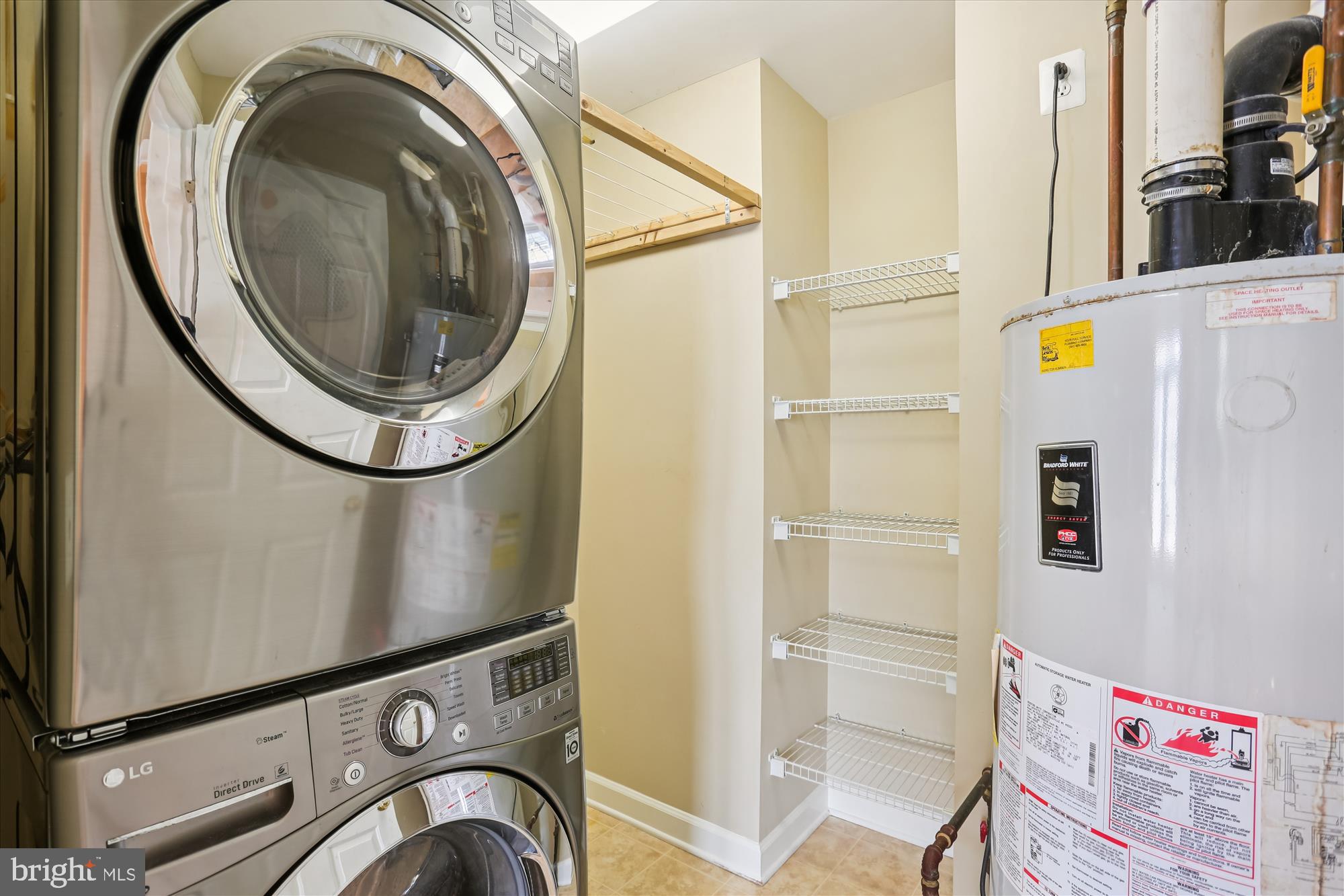 HIDDEN CREEK - Residential Lease