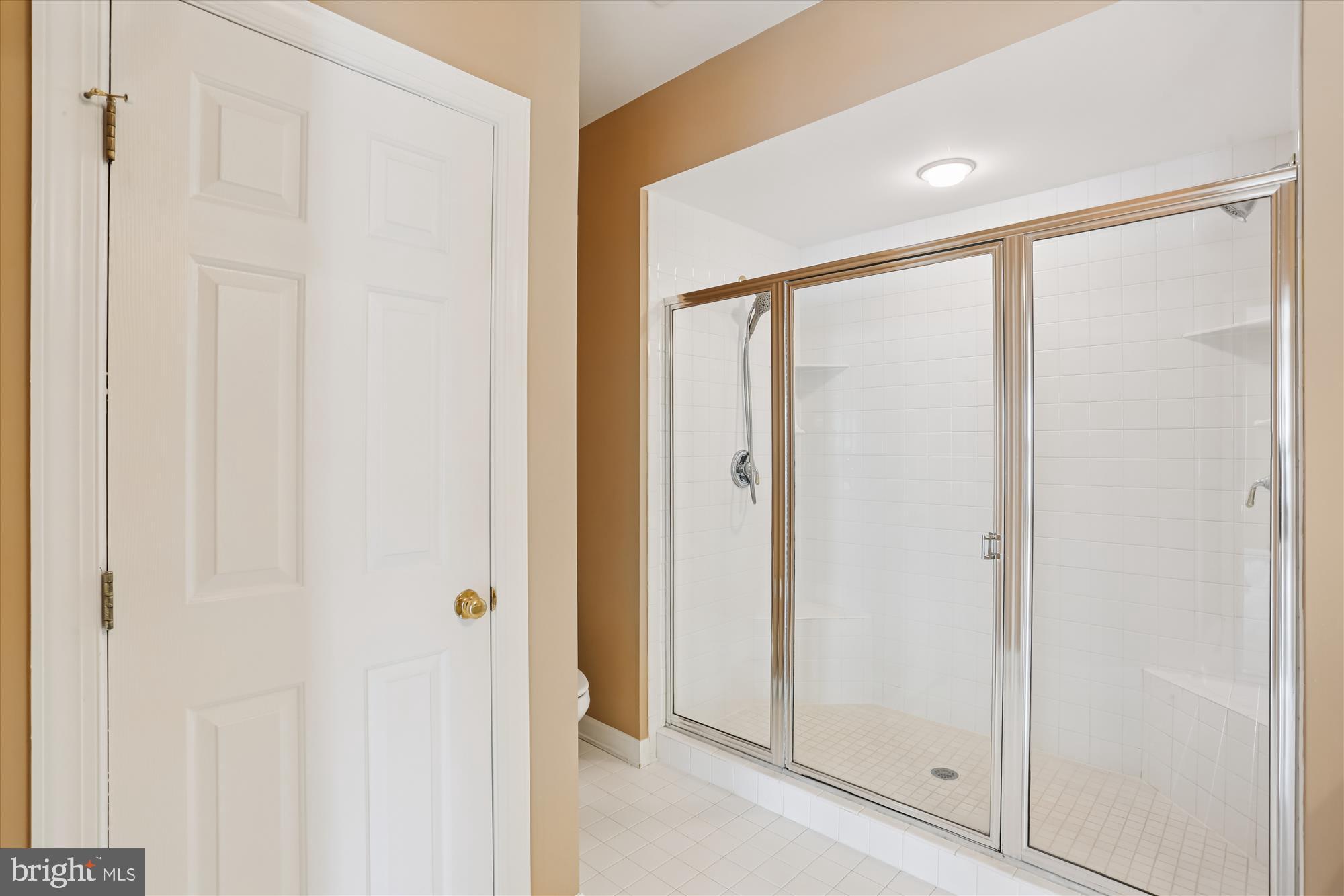 HIDDEN CREEK - Residential Lease