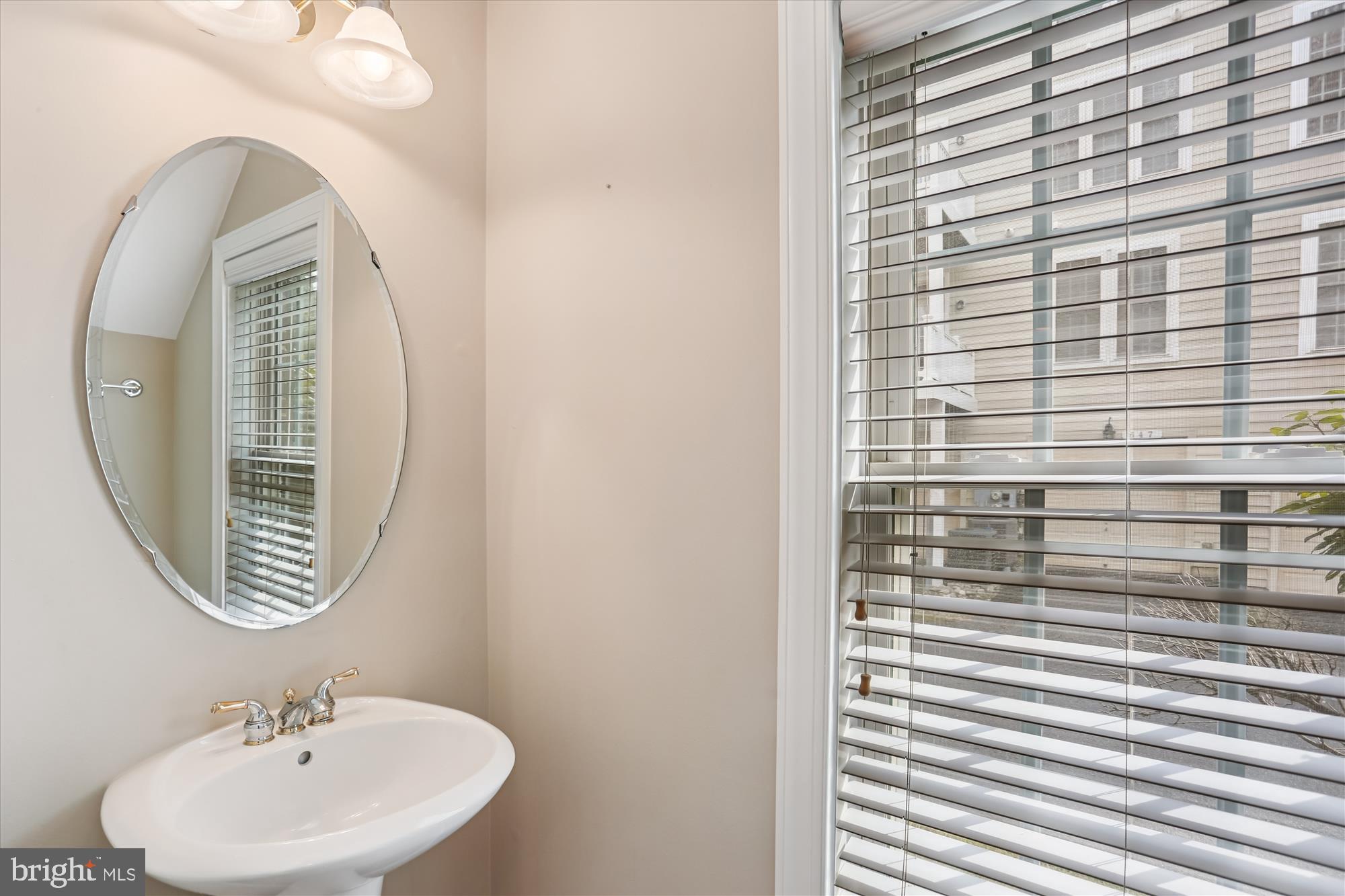 HIDDEN CREEK - Residential Lease