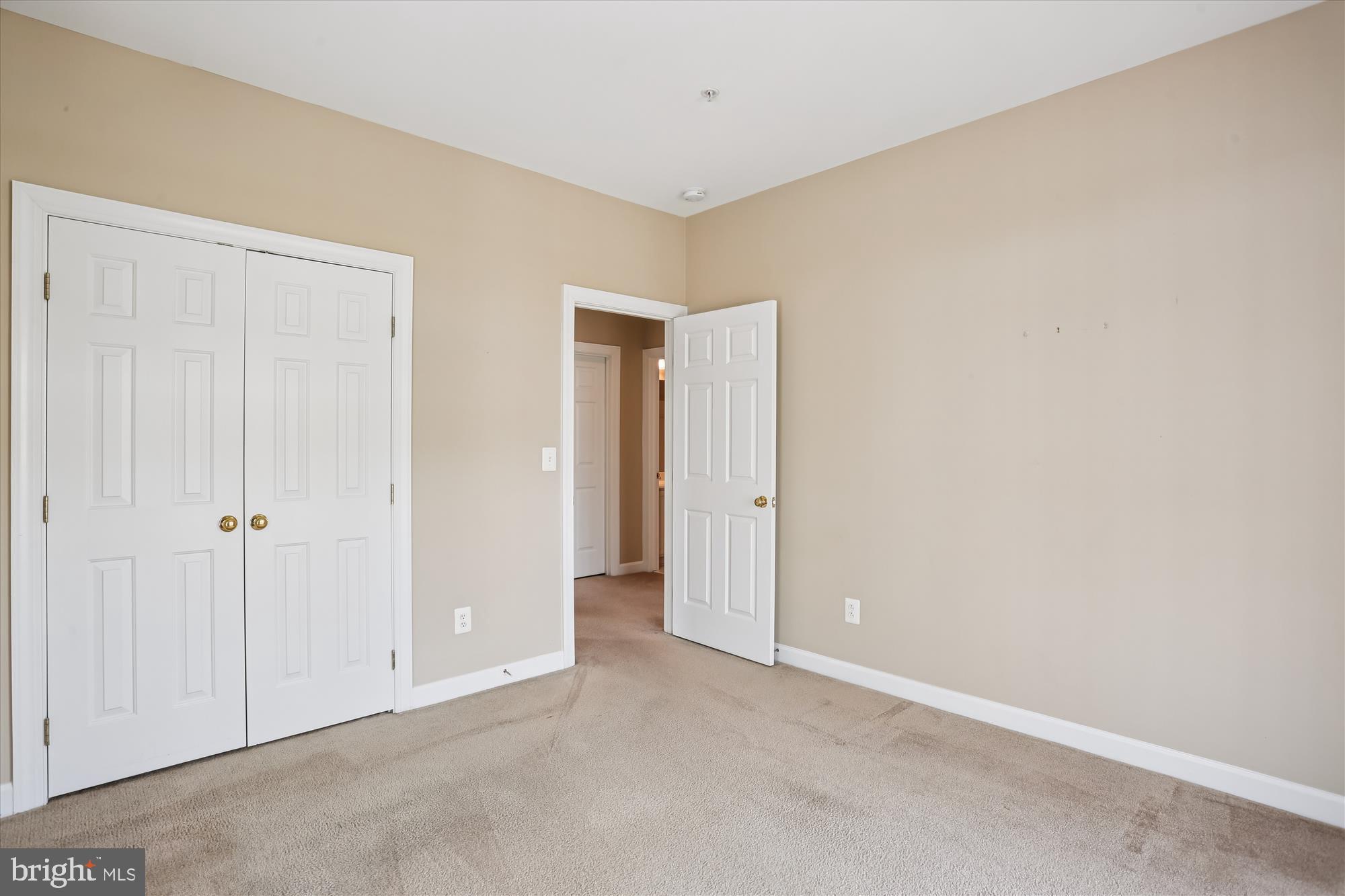 HIDDEN CREEK - Residential Lease