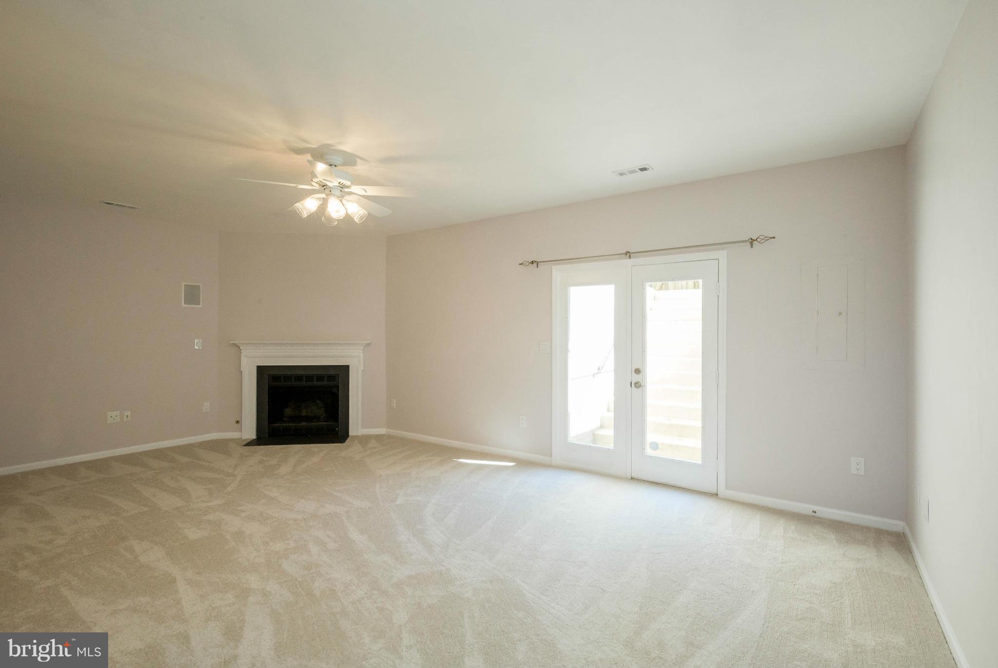 KINGSTOWNE - Residential