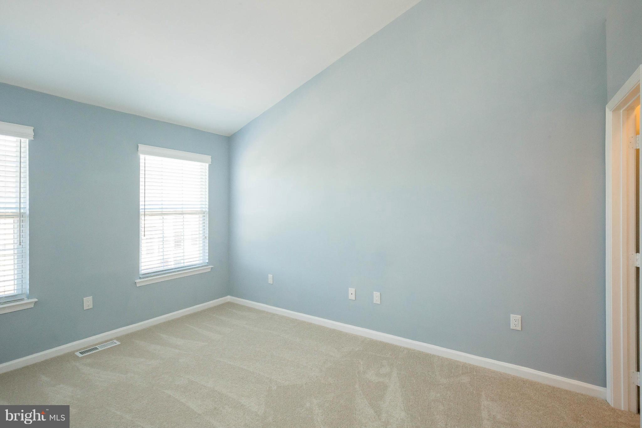 KINGSTOWNE - Residential