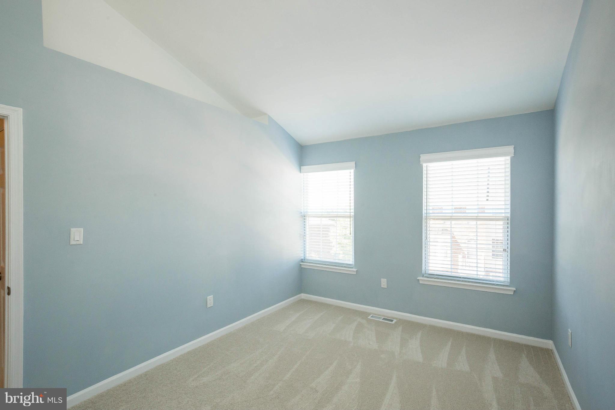 KINGSTOWNE - Residential