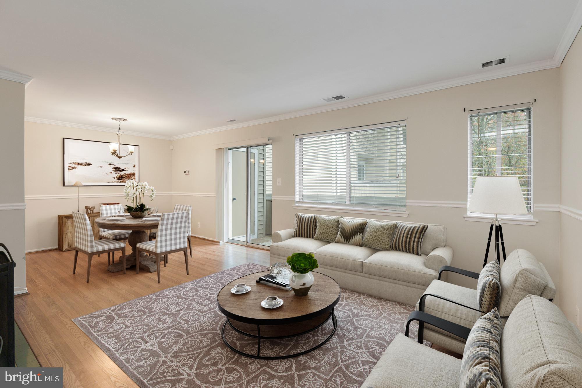 FARMINGDALE - Residential Lease