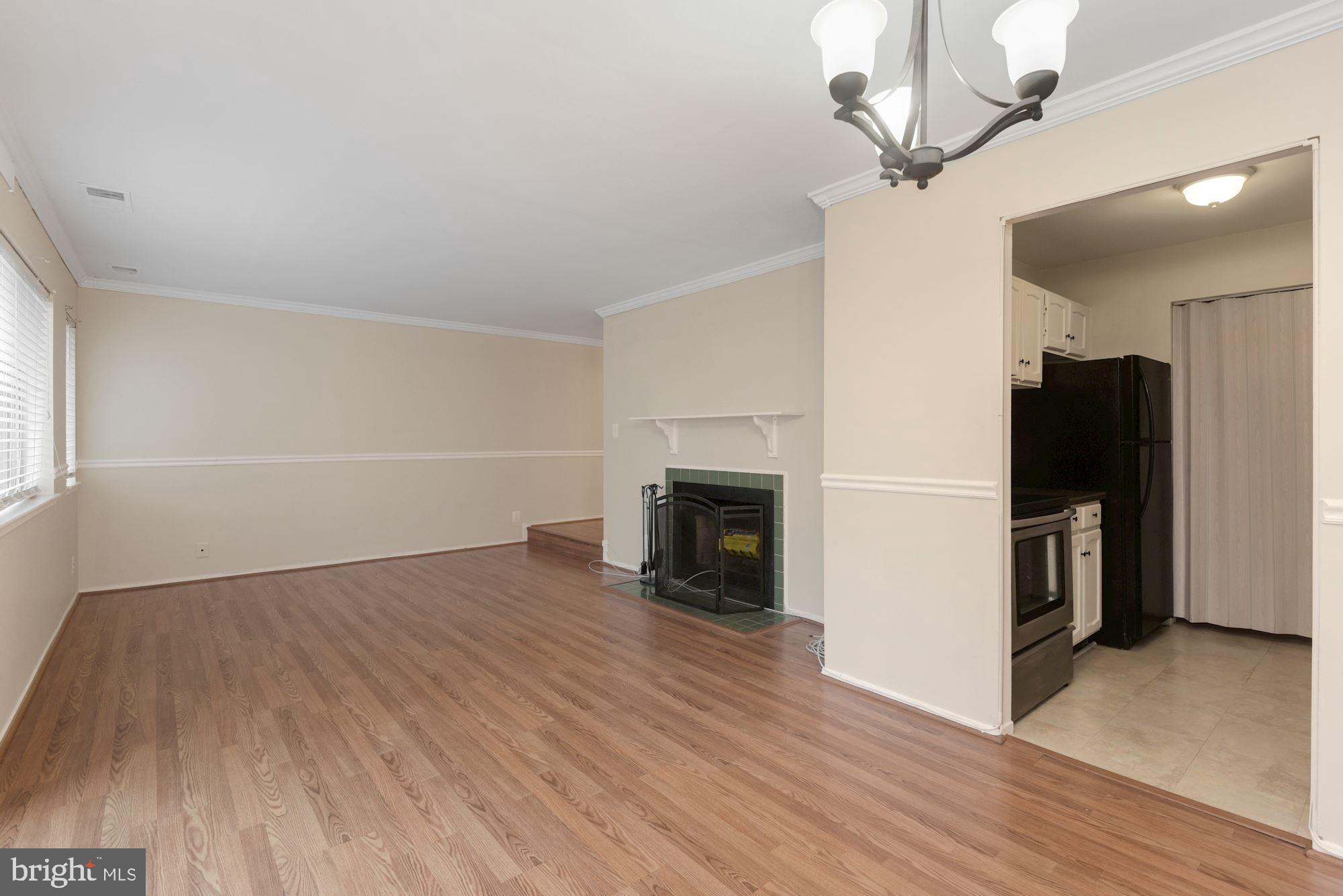 FARMINGDALE - Residential Lease