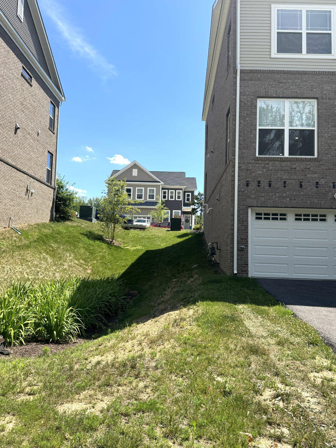 2800 BRIDGEWATER DRIVE