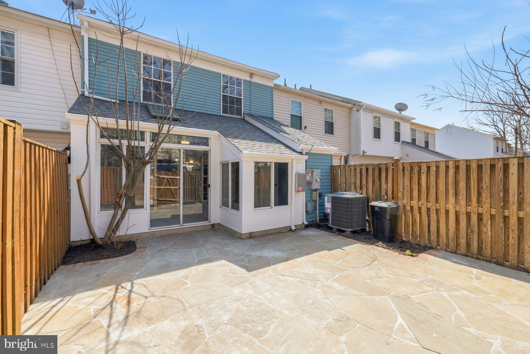 SUMMERHILL - Residential