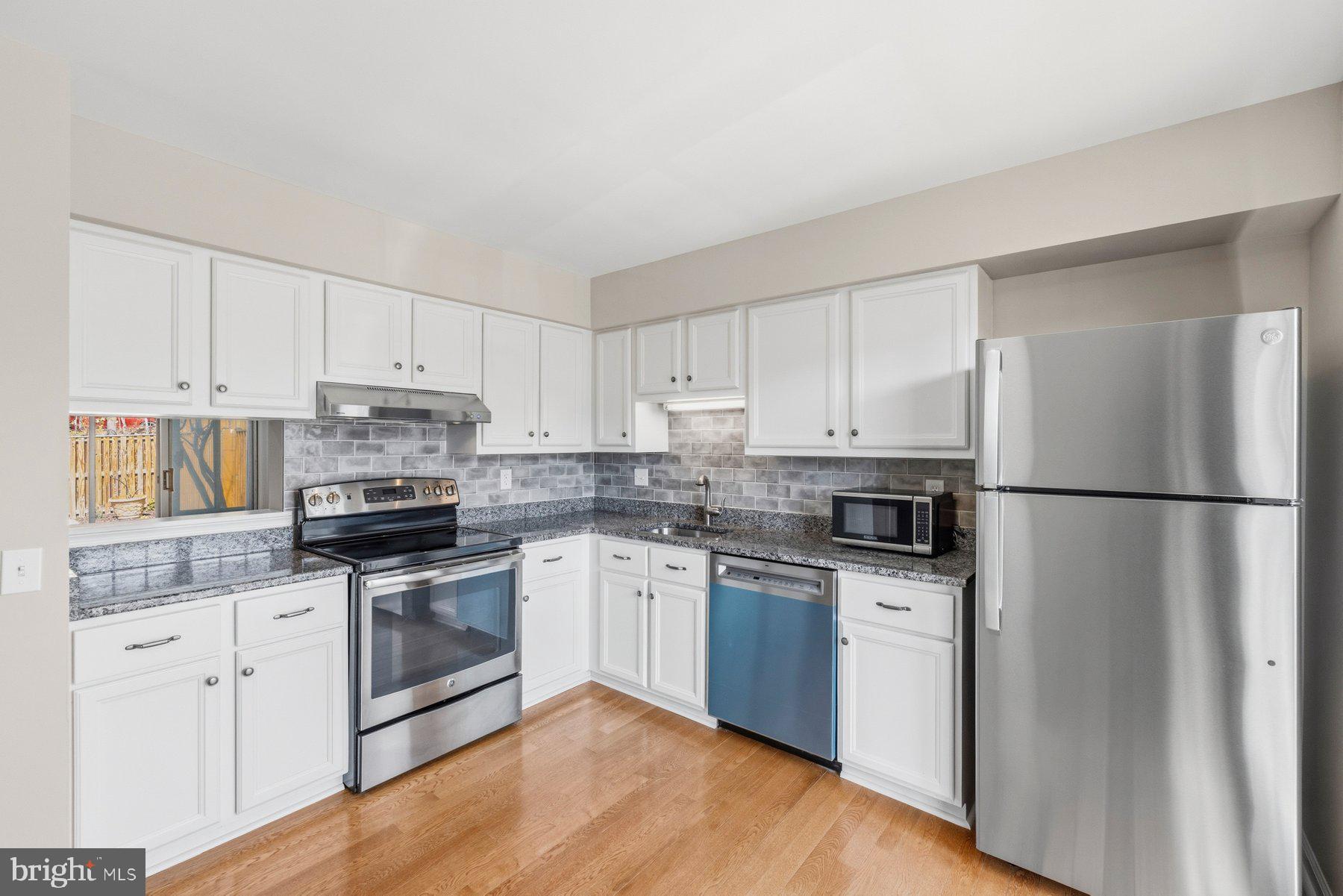 SUMMERHILL - Residential