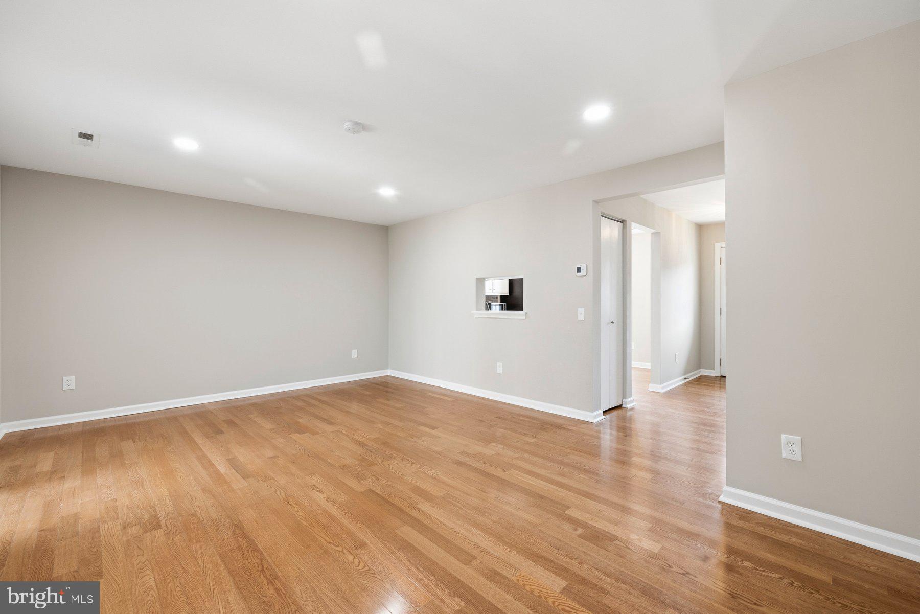 SUMMERHILL - Residential