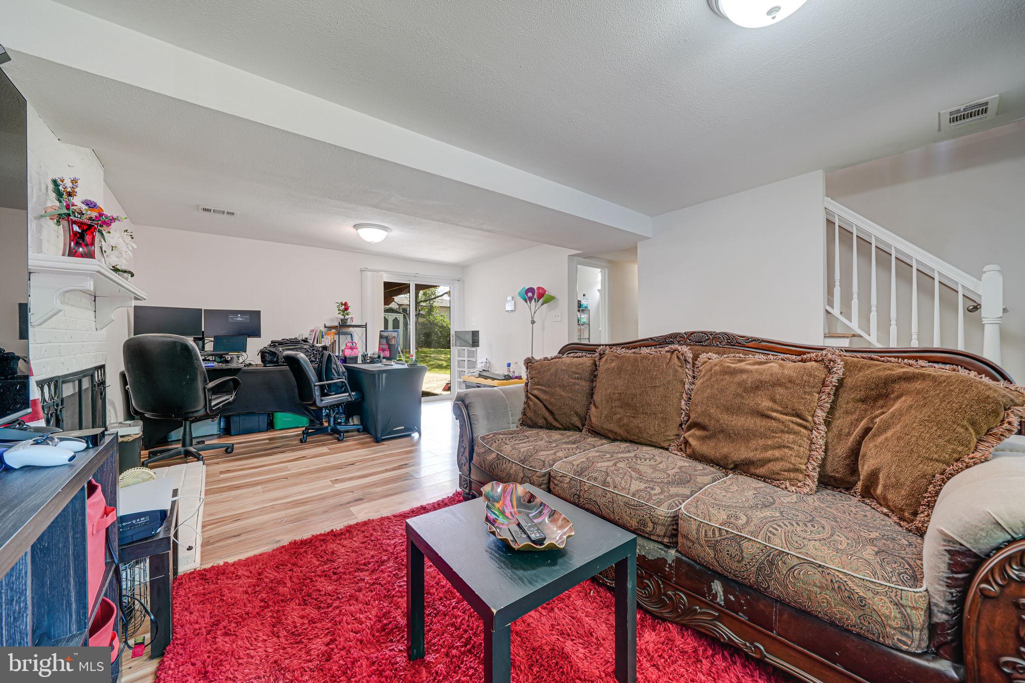 DALE CITY - Residential