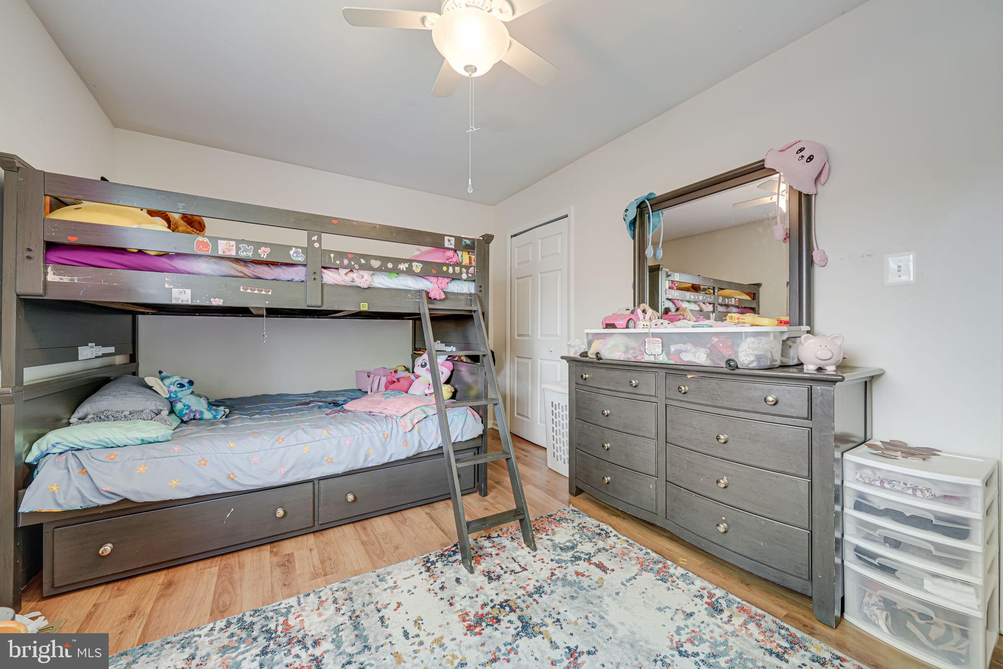 DALE CITY - Residential