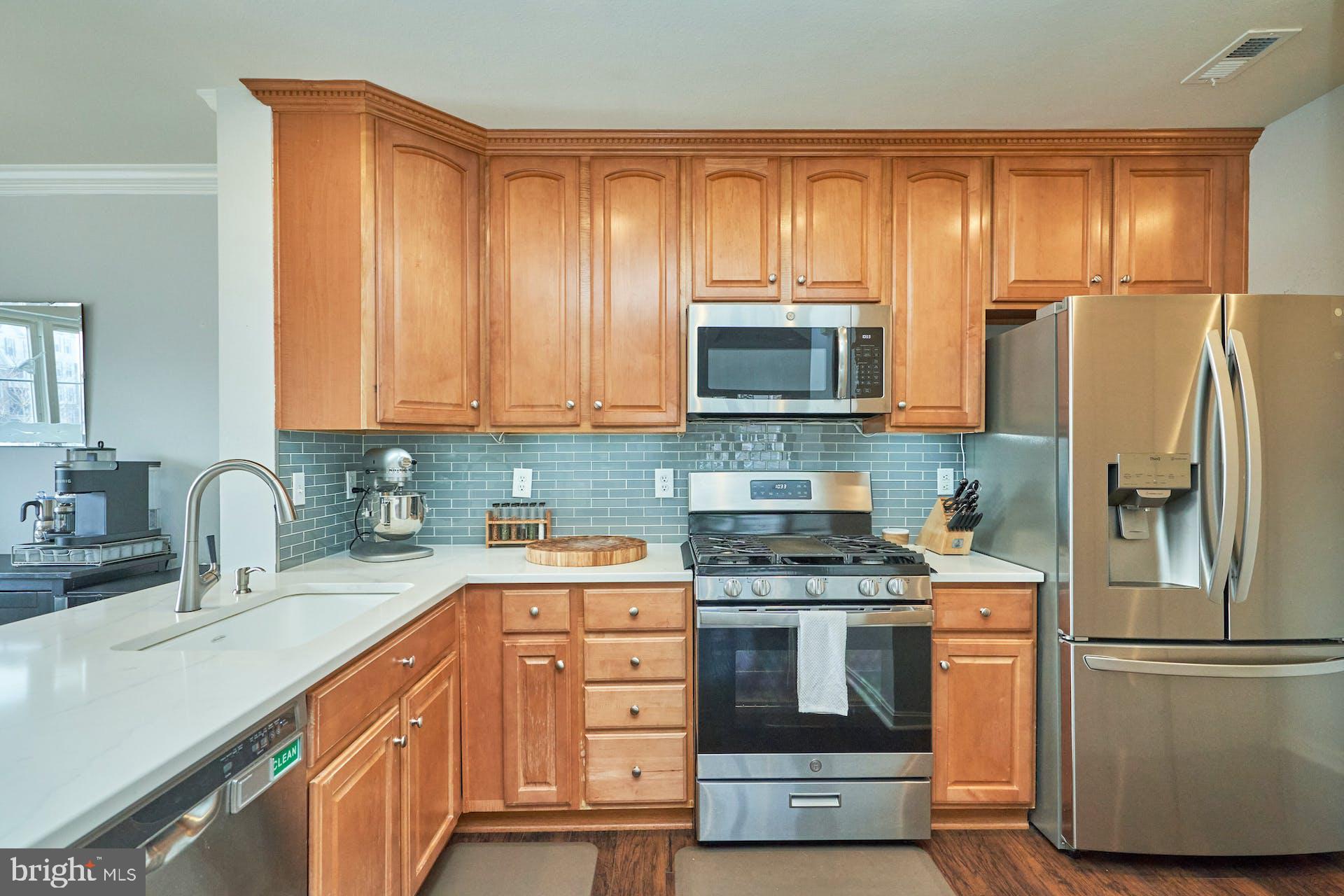 GATES OF FAIR LAKES - Residential