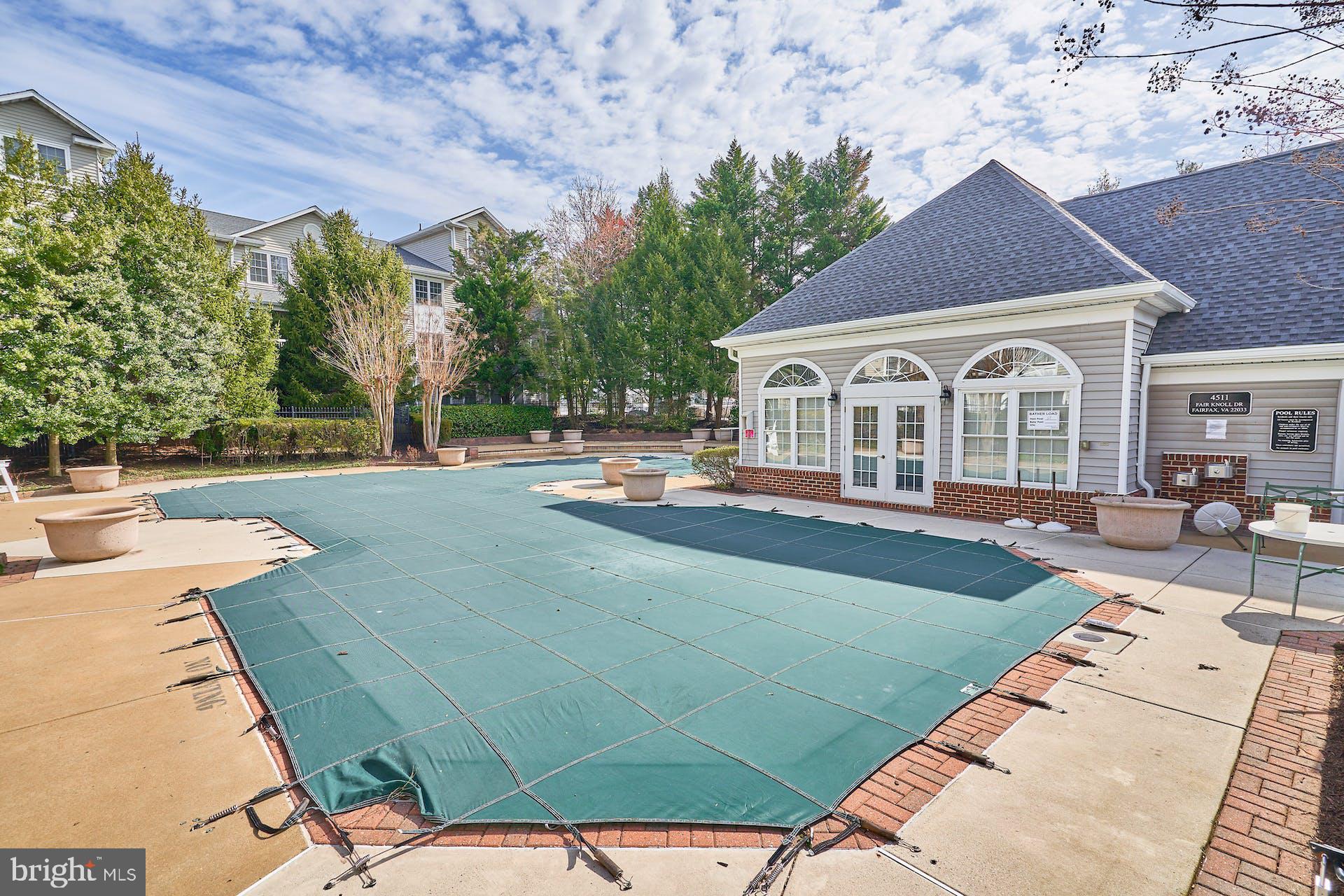 GATES OF FAIR LAKES - Residential