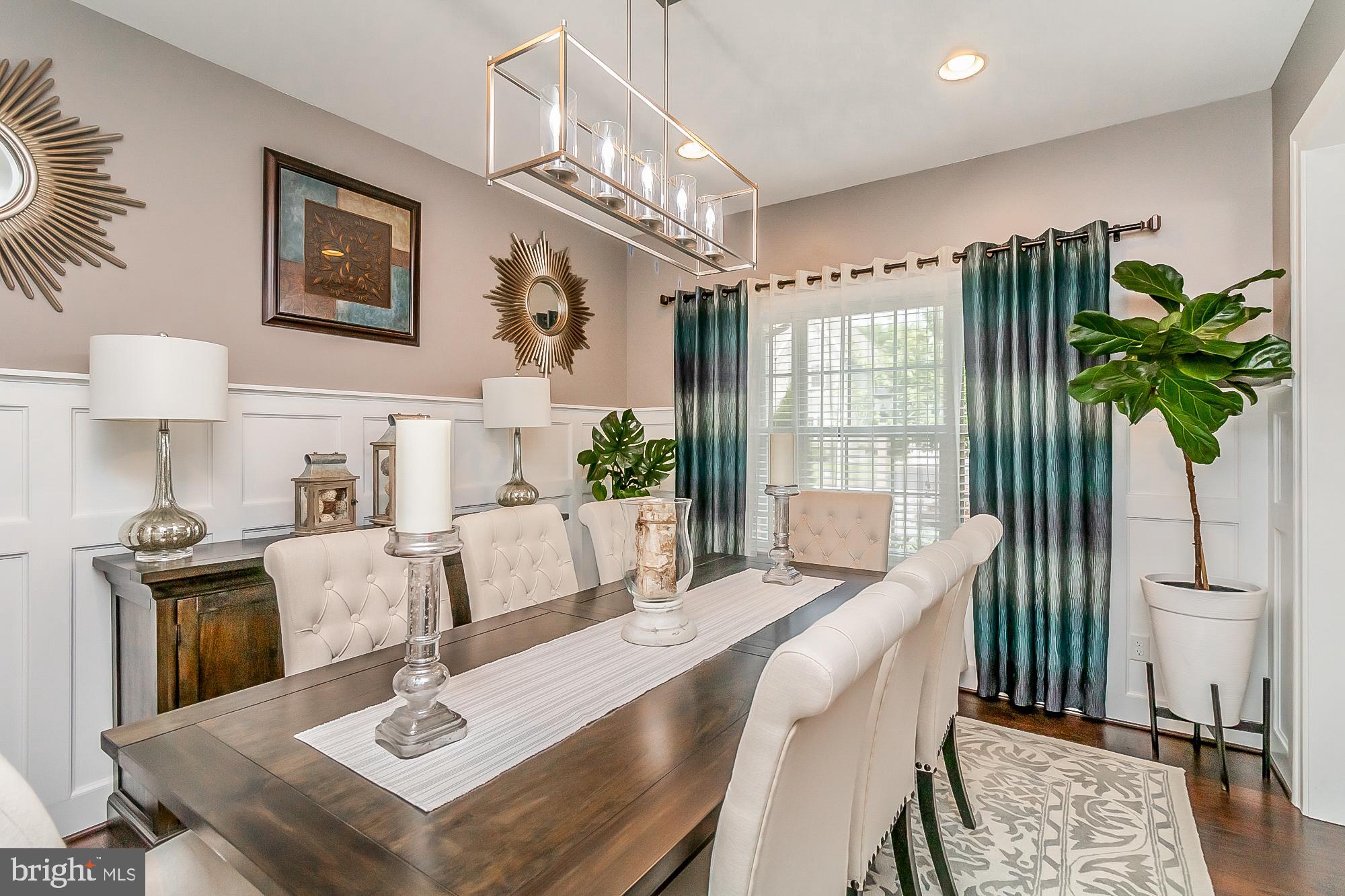 SCENIC MANOR - Residential